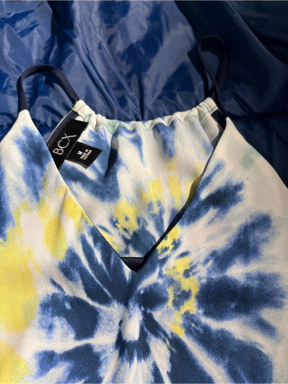 Women’s medium BCX Blue, Yellow & White Tie-Dye V-Neck top - Picture 1 of 10